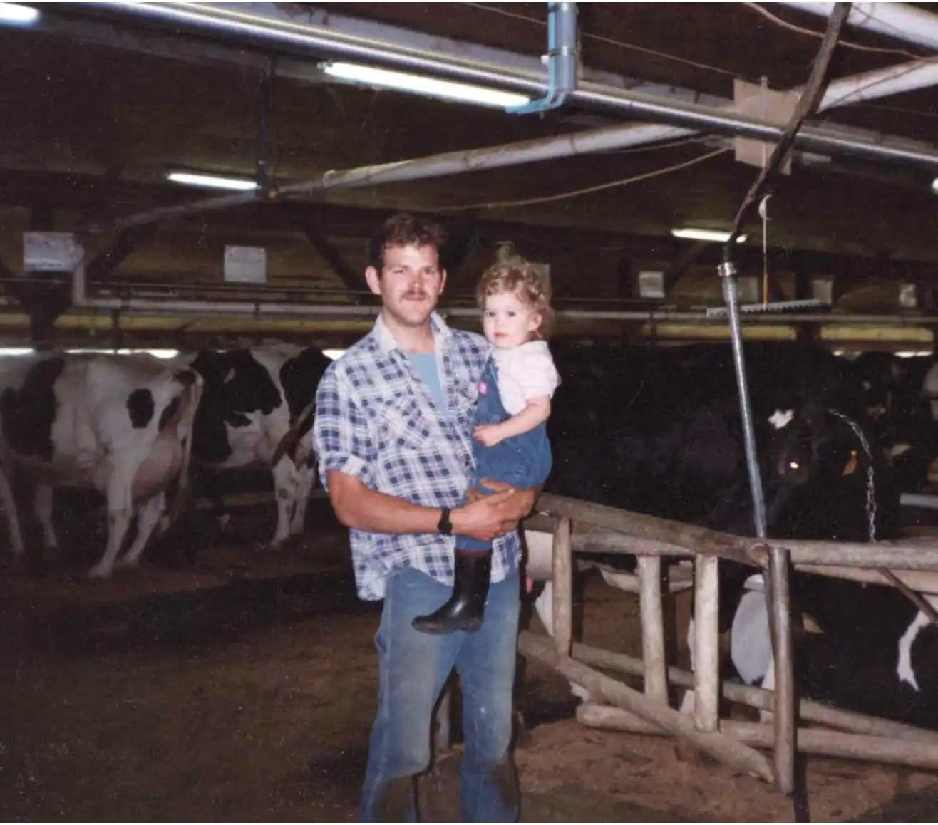 Chris & Carissa 2 Chris and daughter in barn